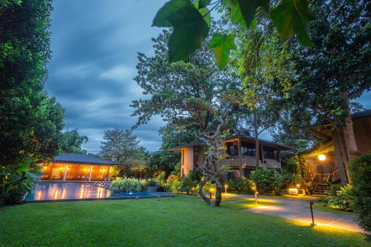 The Henry Resort Dumaguete Dumaguete City Exterior photo